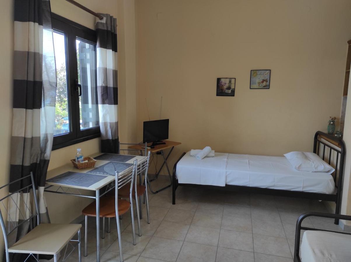 Limanaki Apartman Kími Kültér fotó